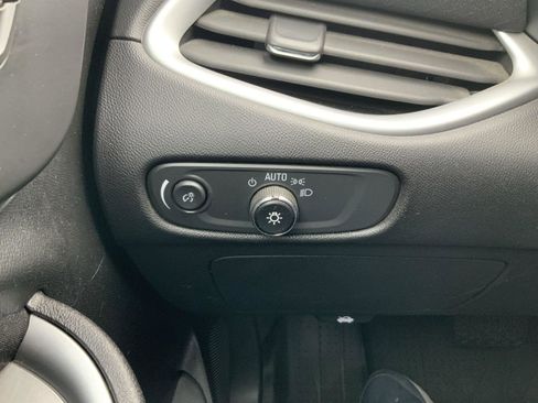 Used 2024 Chevrolet Malibu LT FWD image 29