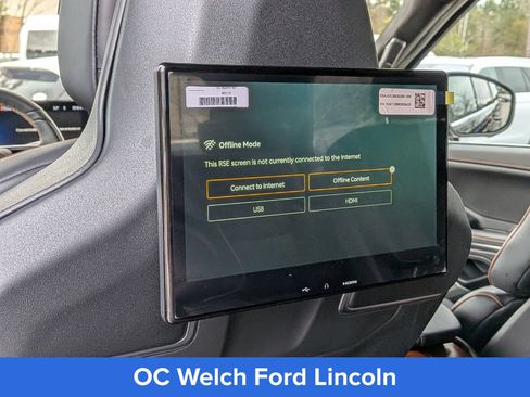 Certified 2025 Lincoln Navigator Black Label AWD/4WD image 18