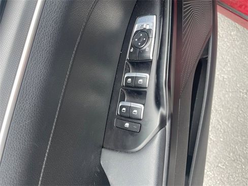 Used 2024 Kia K5 GT-Line image 14