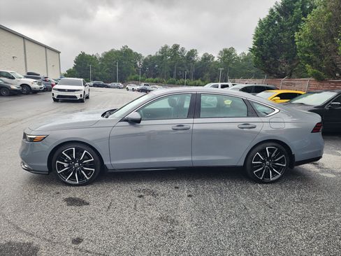 Certified 2025 Honda Accord Touring image 8