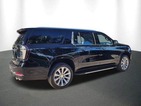 New 2026 Chevrolet Suburban Premier w/ Sun And Tow Package image 8