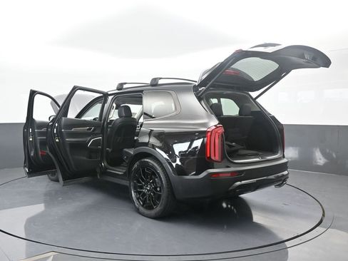 Used 2022 Kia Telluride SX w/ SX Prestige Package image 91