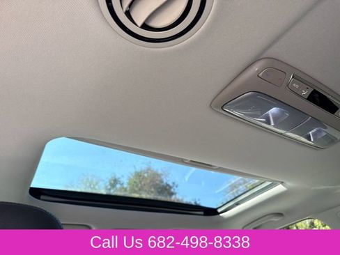 Used 2025 Kia Telluride EX w/ EX Captain's Chair Package FWD image 16