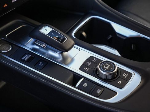 Certified 2025 INFINITI QX60 Luxe image 18