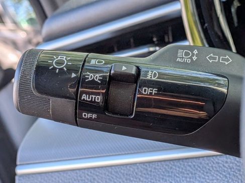 Used 2023 Kia K5 GT-Line image 10