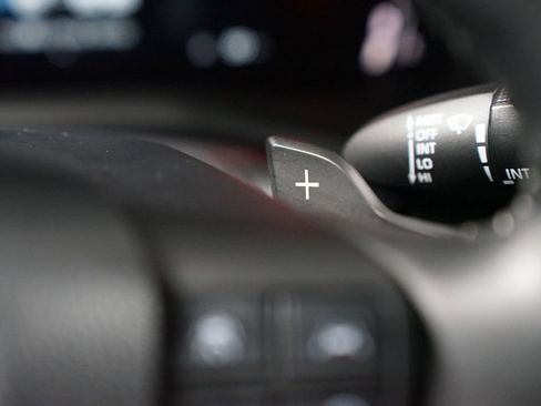 Certified 2025 Toyota Camry SE image 15