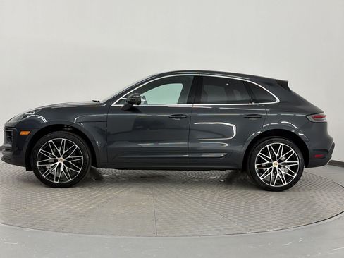 Used 2026 Porsche Macan AWD/4WD image 2