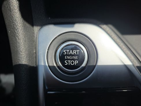 Used 2022 Nissan Sentra SV w/ Trunk Package FWD image 26