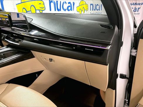 Used 2023 Cadillac Escalade Premium Luxury w/ Performance Package image 13