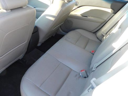 Used 2012 Ford Fusion SEL image 15