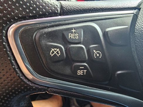 Used 2019 Chevrolet Malibu LT FWD image 36