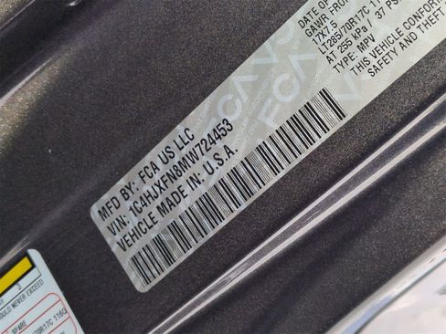 Certified 2021 Jeep Wrangler Unlimited Rubicon w/ Dual Top Group image 33