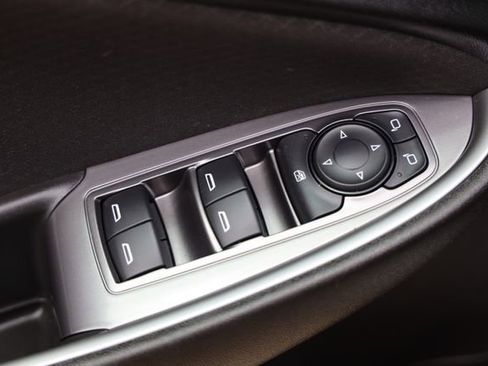Used 2023 Chevrolet Malibu LS FWD image 23