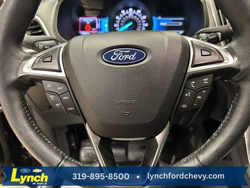Used 2024 Ford Edge Titanium image 11