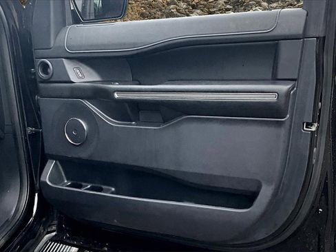 Used 2019 Ford Expedition XLT w/ Equipment Group 202A image 22