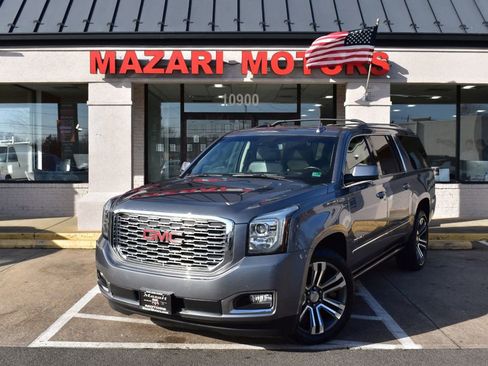 Used 2019 GMC Yukon XL Denali w/ Denali Ultimate Package image 2
