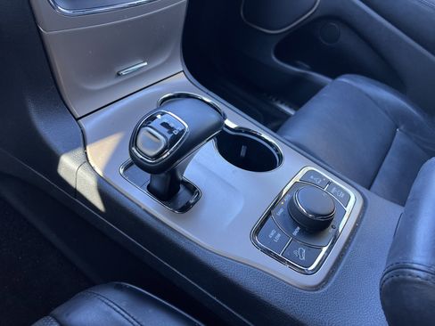 Used 2015 Jeep Grand Cherokee Summit w/ Platinum Series Group image 26