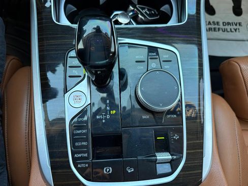 Used 2021 BMW X7 xDrive40i w/ Premium Package image 40