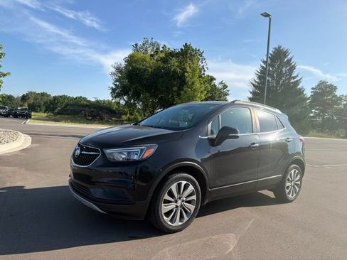 Used 2018 Buick Encore Preferred FWD image 1
