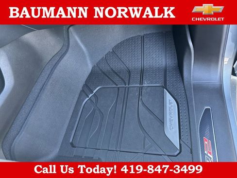 Used 2025 Chevrolet Silverado 2500 ZR2 w/ Technology Package AWD/4WD image 25