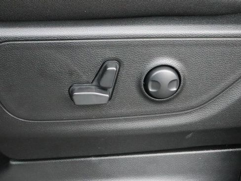 Certified 2024 RAM 1500 Big Horn image 22