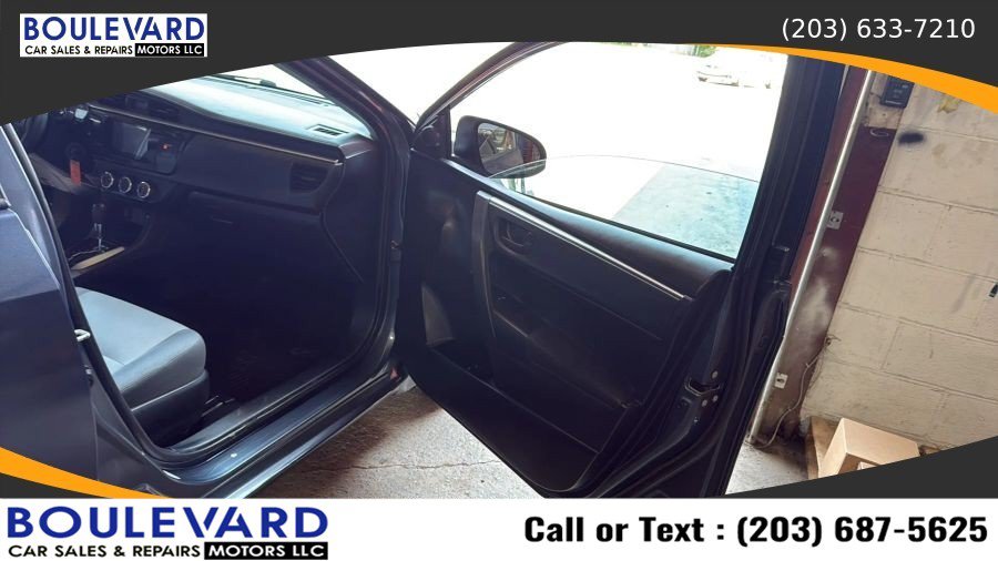 Used 2016 Toyota Corolla L FWD image 34
