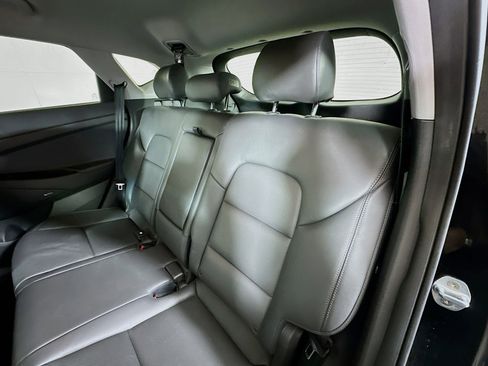 Certified 2021 Hyundai Tucson Limited w/ Cargo Package image 24