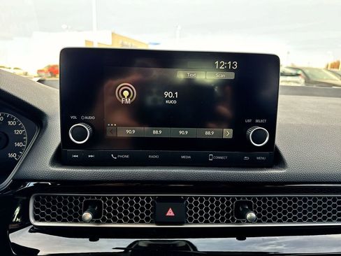 Used 2022 Honda Civic EX image 16