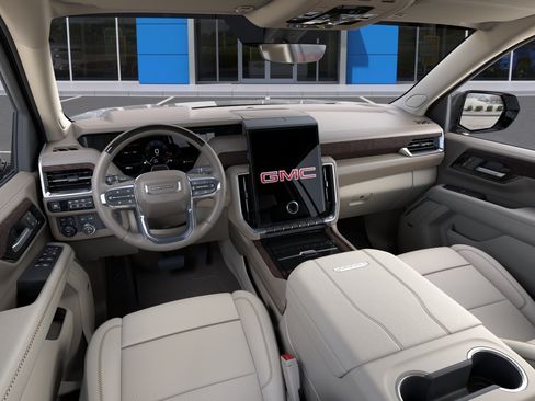 New 2026 GMC Yukon XL Denali w/ Denali Reserve Package AWD/4WD image 16