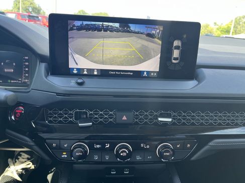 Used 2025 Honda Accord Touring image 18