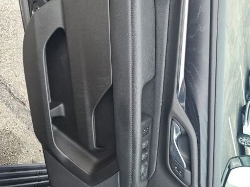 Used 2022 GMC Yukon Denali image 29