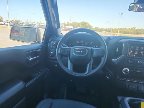 New 2026 GMC Sierra 1500 Pro w/ Pro Value Package image 9