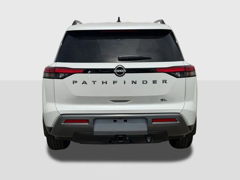 New 2026 Nissan Pathfinder SL FWD image 4