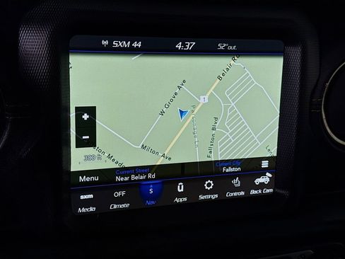 Used 2023 Jeep Wrangler Unlimited Sahara AWD/4WD image 6