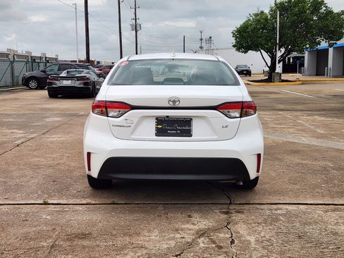 Used 2024 Toyota Corolla LE FWD image 7