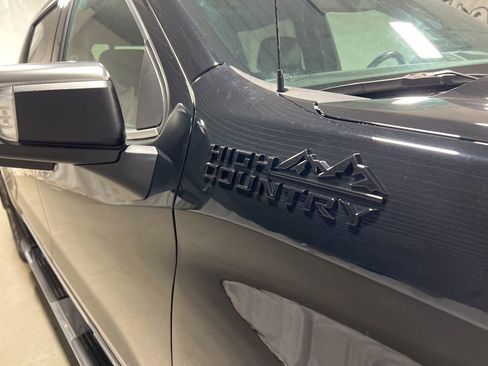 Used 2023 Chevrolet Silverado 1500 High Country w/ Max Trailering Package image 9