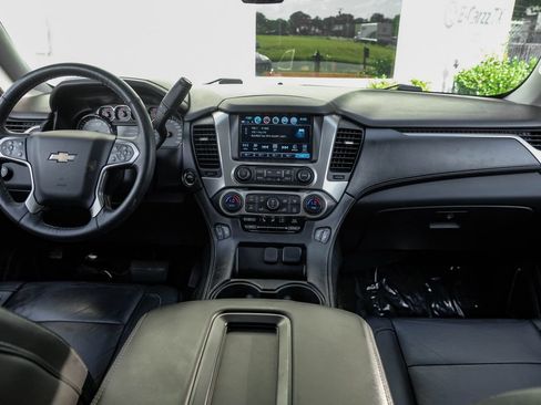Used 2018 Chevrolet Tahoe LT AWD/4WD image 18