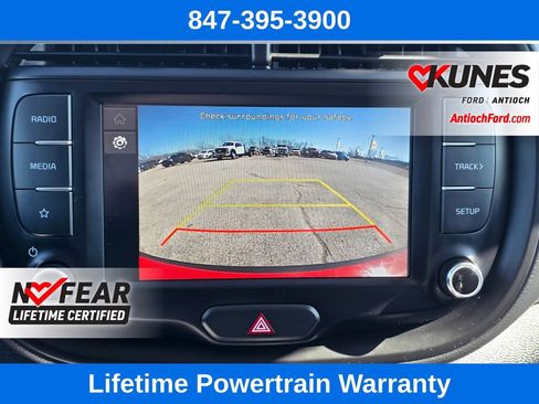 Used 2025 Kia Soul LX w/ LX Technology Package FWD image 39