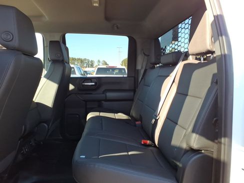 New 2026 GMC Sierra 3500 Pro w/ Convenience Package image 21