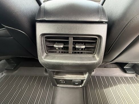 Certified 2022 Ford Edge SEL w/ Convenience Package image 19