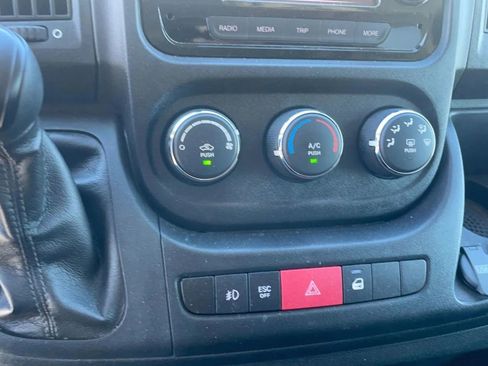 Used 2020 RAM ProMaster 1500 w/ Interior Convenience Group FWD image 11