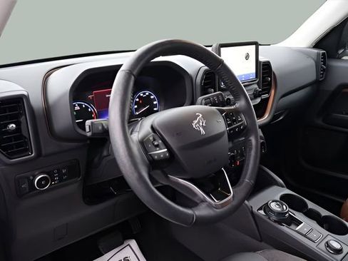 Used 2023 Ford Bronco Sport Outer Banks image 11