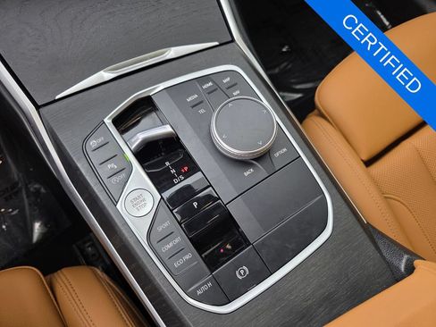 Certified 2024 BMW 330i Sedan w/ Convenience Package RWD image 24