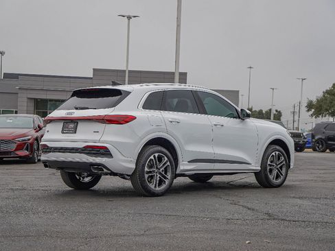 New 2025 Audi Q5 Premium Plus image 5