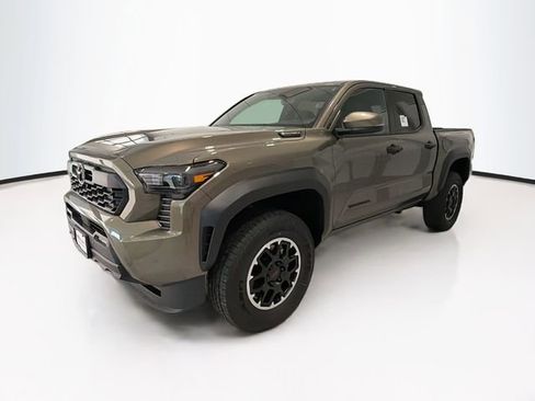 New 2026 Toyota Tacoma TRD Off-Road AWD/4WD image 3