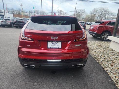 Used 2024 Cadillac XT4 Sport w/ Technology Package AWD/4WD image 5