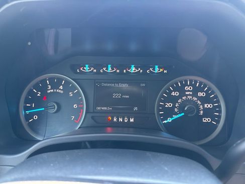 Used 2019 Ford F150 XLT w/ Equipment Group 302A Luxury AWD/4WD image 13