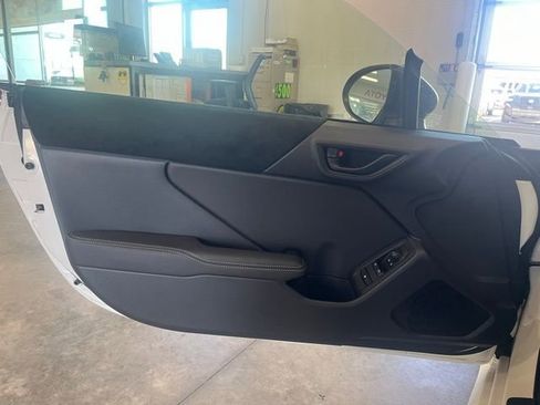 New 2025 Toyota GR86 Premium image 10