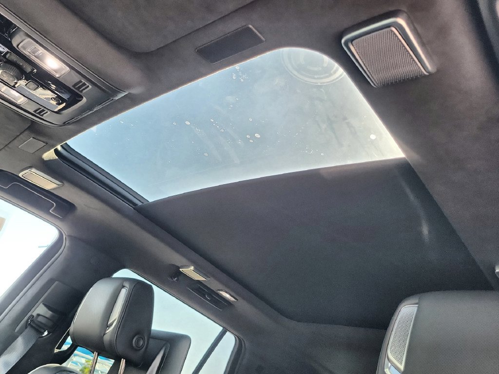 Used 2026 Cadillac Escalade Platinum Sport AWD/4WD image 18