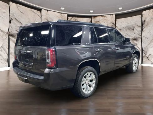 Used 2017 GMC Yukon SLE w/ SLE Value Package image 10
